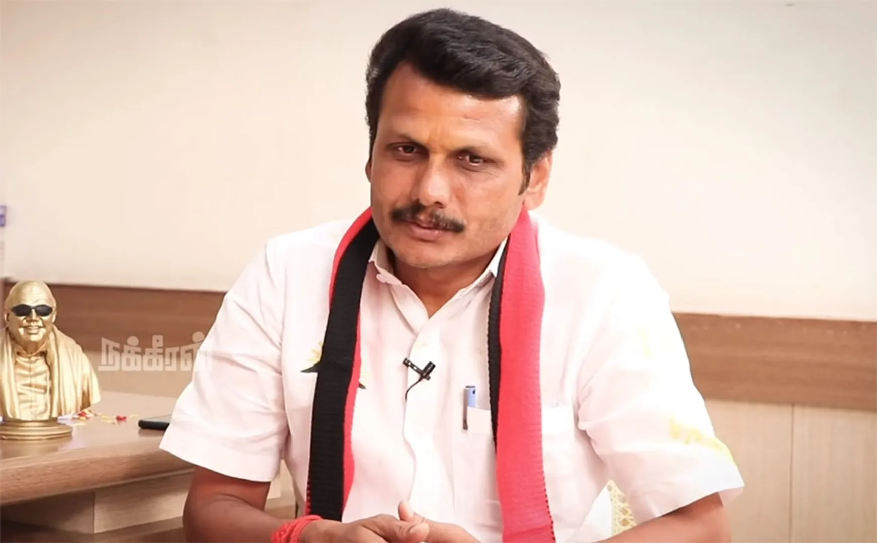 dmk leader senthil balaji home income tax raid 